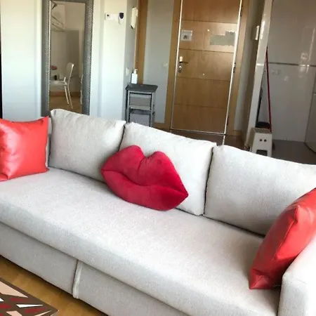 Noluna Daire Segovia